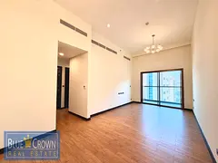 Luxurious 2BR With Skyline & Stunning View Prime Location