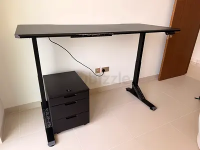 Height-adjustable standing desk with mobile pedestal drawers - black