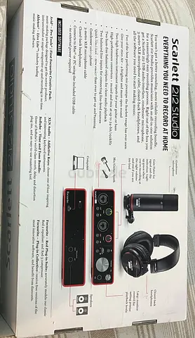 Scarlet 2i2 studio bundle sound card + mic + headphones + support