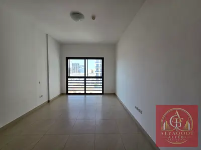 MODERN 2 BHK - SPACIOUS BIG LAYOUT - FAMILY BUIILDING