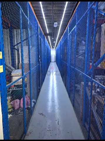 Self storage  moving and picking