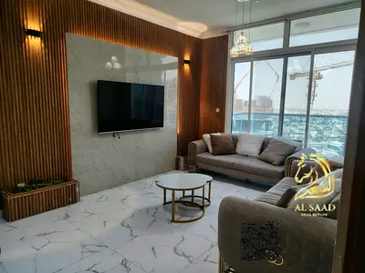 A unique opportunity to own a spacious apartment with high-end finishes and a vibrant location clos