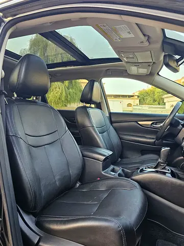 2017 Nissan ROGUE 缩略图 17