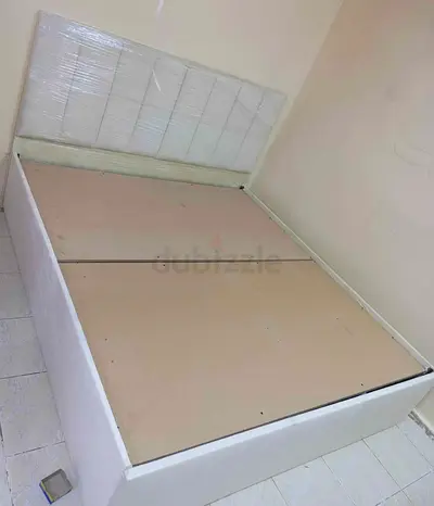 Queen Bed Frame Size 150*190 Cm