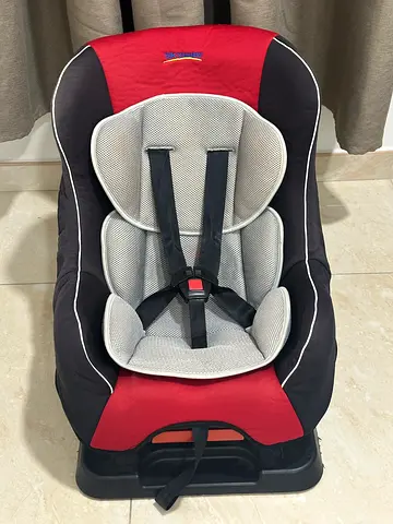 Baby Infant Car Seat (Red & Black) - Good Condition
