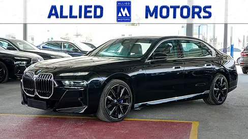 BMW 740I 3.0L M SPORTS PILOT SEAT + THEATER SCREEN BRAND NEW 0KM
