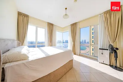 Fully Furnished | Lake View | Vacan On Transfer