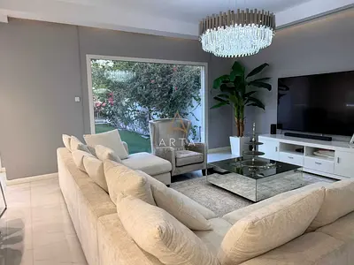 Fully Upgraded | Lakeview | Spacious