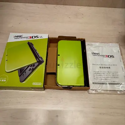 New Nintendo 3DS LL 128gb green + case protection +charger