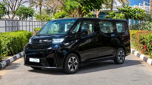 ( 5 years on battery + 4 years on vehicle ) 2026 Farizon SV Passenger L1H1 EV FWD GCC 0Km