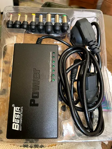 Universal Laptop Power Adapter with Multiple Tips new