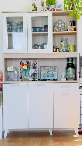 Crockery Unit