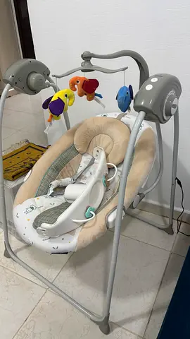 Electric baby moving chair