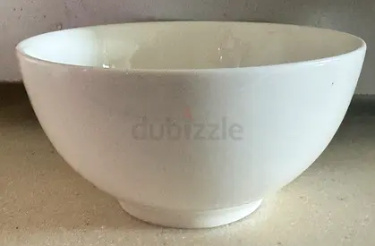 6 Plain White Ceramic Serving Bowl - Good Condition