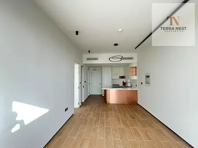 BIGGER LAYOUT | COMMUNITY VIEW | SEPARATE LAUNDRY