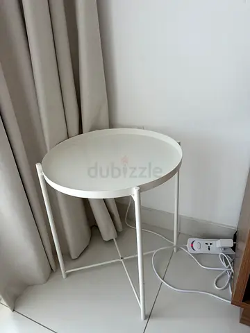 Ikea Minimalist white round side table - small bedside/end table
