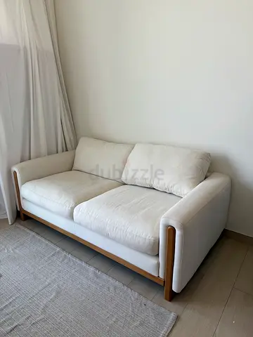 White sofa (big seat) I am going to move home!