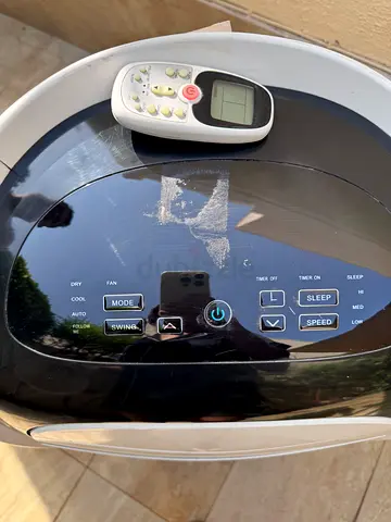 Portable air conditioner with remote - good working condition