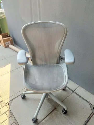 Remastered Herman Miller Aeron Mineral Chair Size B Fully Adjustable