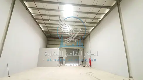 مستودع بموقع مميز| رئيسي مباشره | مساحه 3000 قدم | كهربا 70 كيلووات | دفاع مدني | ارتفاع عالي | مناسبه لاي نشاط | تسهيلات دفعات | باركنات |