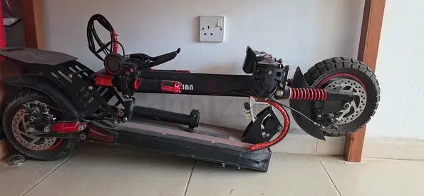 Foldable Electric Scooter with Dual Suspension - Used