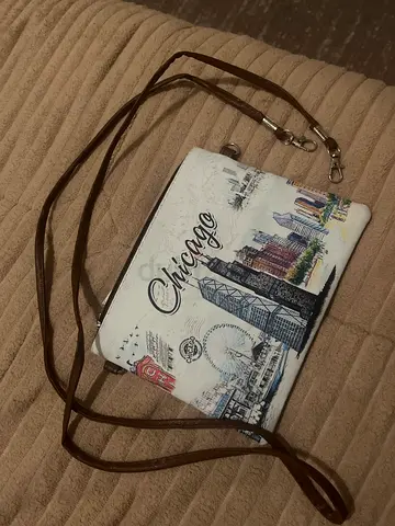 Small Chicago-themed crossbody bag with detachable strap