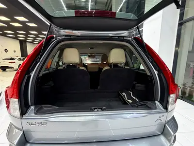 صورة 9 لـ 2014 Volvo XC90
