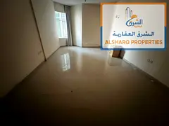 Very spacious studio – Separate kitchen – Direct, unobstructed view of the Creek – Prime locat