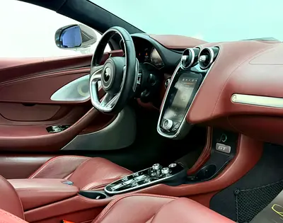 صورة 9 لـ 2022 Mclaren GT