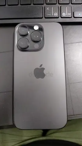iPhone 16 Pro 128gb - Black (Very Good Condition)