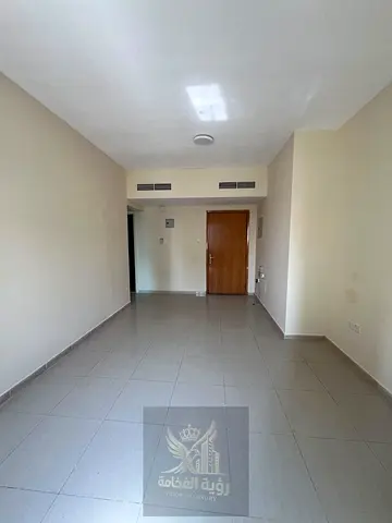 For Annual Rent in Sharjah – Al Khan A one-bedroom apartment with a living room in a convenient loc