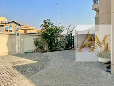 Spacious | 4-Master BR | 3-UP 1-Ground |1 Maid Room- |3-Majlis 2-Ground | DiningRoom | 1 UP- 1 Kitchen Ground And Pantry UP Small back | Garden + Park