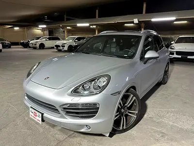 PORSCHE CAYENNE S 2011 | SERVICE HISTORY | SUNROOF | 21-INCH ALLOY RIMS