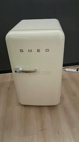 SMEG 50's Retro Style Single Door Refrigerator 135L - Cream