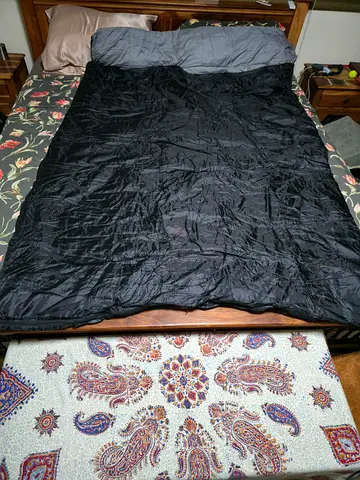 DOUBLE SLEEPING BAG FOR SALE