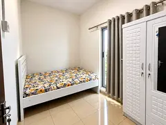 Closed big partition for rent in al nahada 1