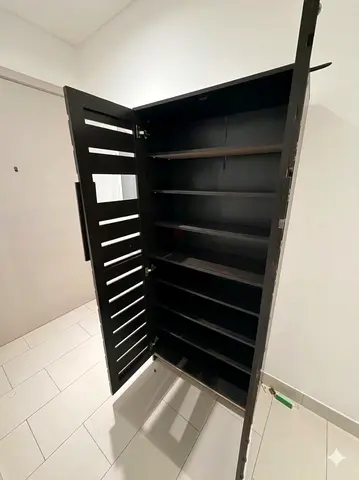 shoe cabinet