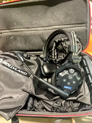 Hollyland solidcom Wireless Headset 12 pcs with Boom Mic (Good Working Condition)