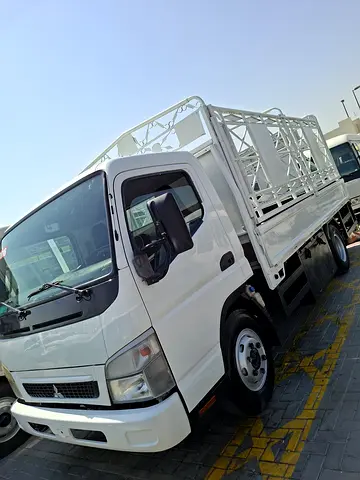 2016 Mitsubishi Canter GCC Specs
