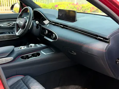 2022 Genesis GV70 — миниатюра 12