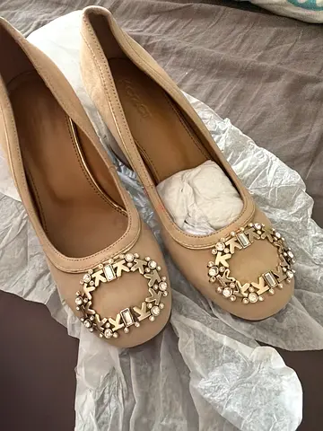 Beige jeweled ballet heels, excellent condition, size 36