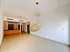 Bright 1 Bedroom | ASB Tower | Balcony & City View