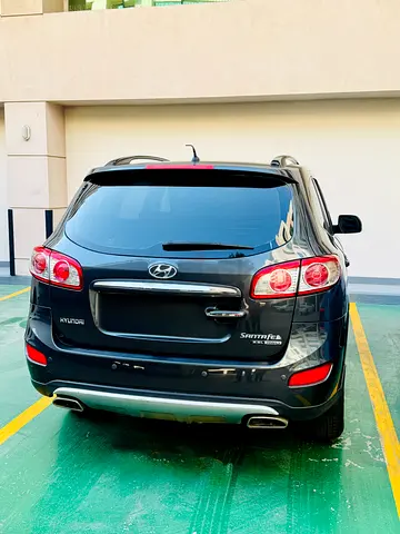 2012 Hyundai Santa Fe GCC Specs