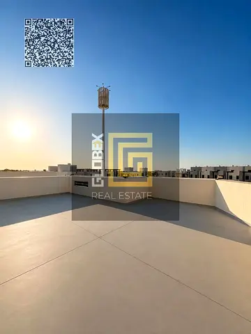Villa for sale with an installment plan, featuring 7 master bedrooms and a modern design.