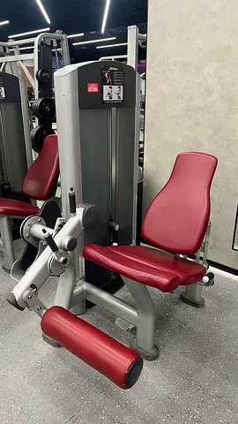 Life Fitness Signature Leg Extension