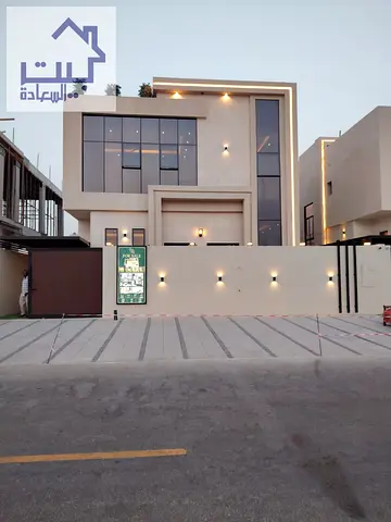 Villa for sale with a distinctive modern design | Registration and ownership fees included | Close