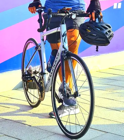 Specialized 58’ Road bike with Shimano 105 Groupset  and DT Swiss wheels