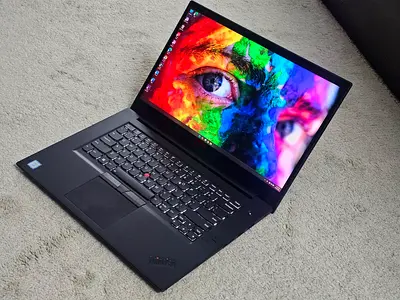 Thinkpad P1 4k Touch - Xeon/32gb/512gb + 4gb Nvidia - 15 inch Workstation laptop X1 Carbon Extreme