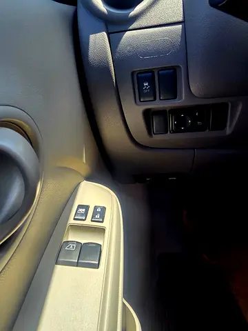 2022 Nissan SUNNY photo 10