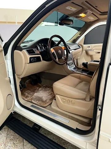 2013 Cadillac ESCALADE 照片 6
